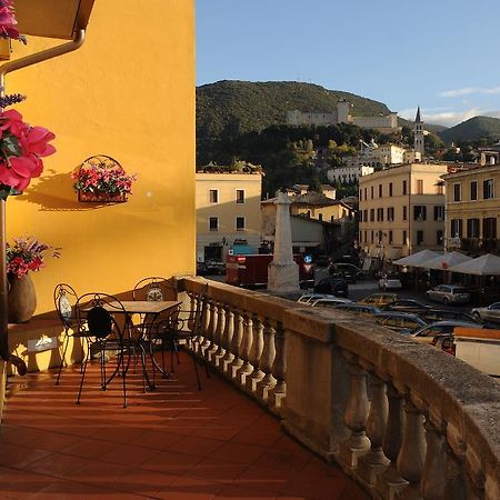 La Terrazza Lägenhet Spoleto Exteriör bild