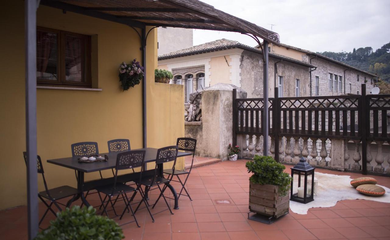 La Terrazza Lägenhet Spoleto Rum bild