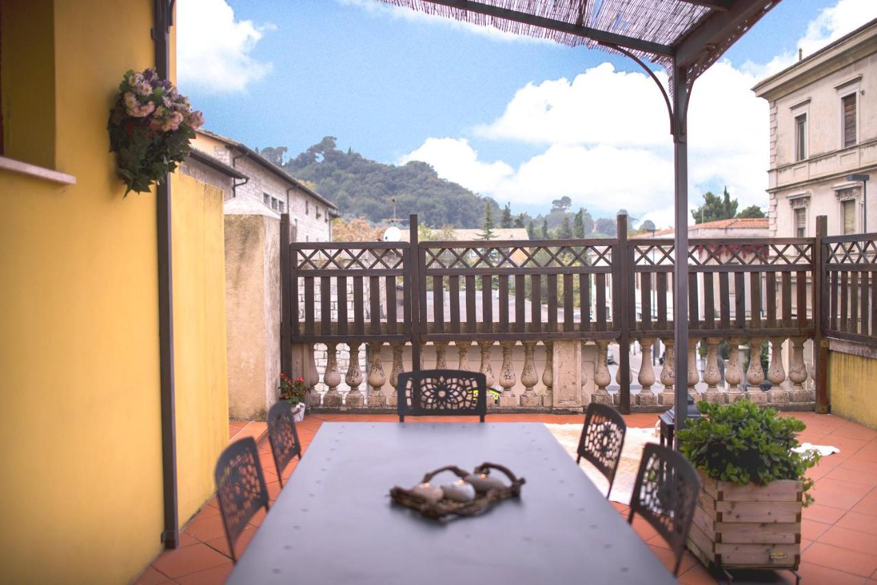 La Terrazza Lägenhet Spoleto Rum bild