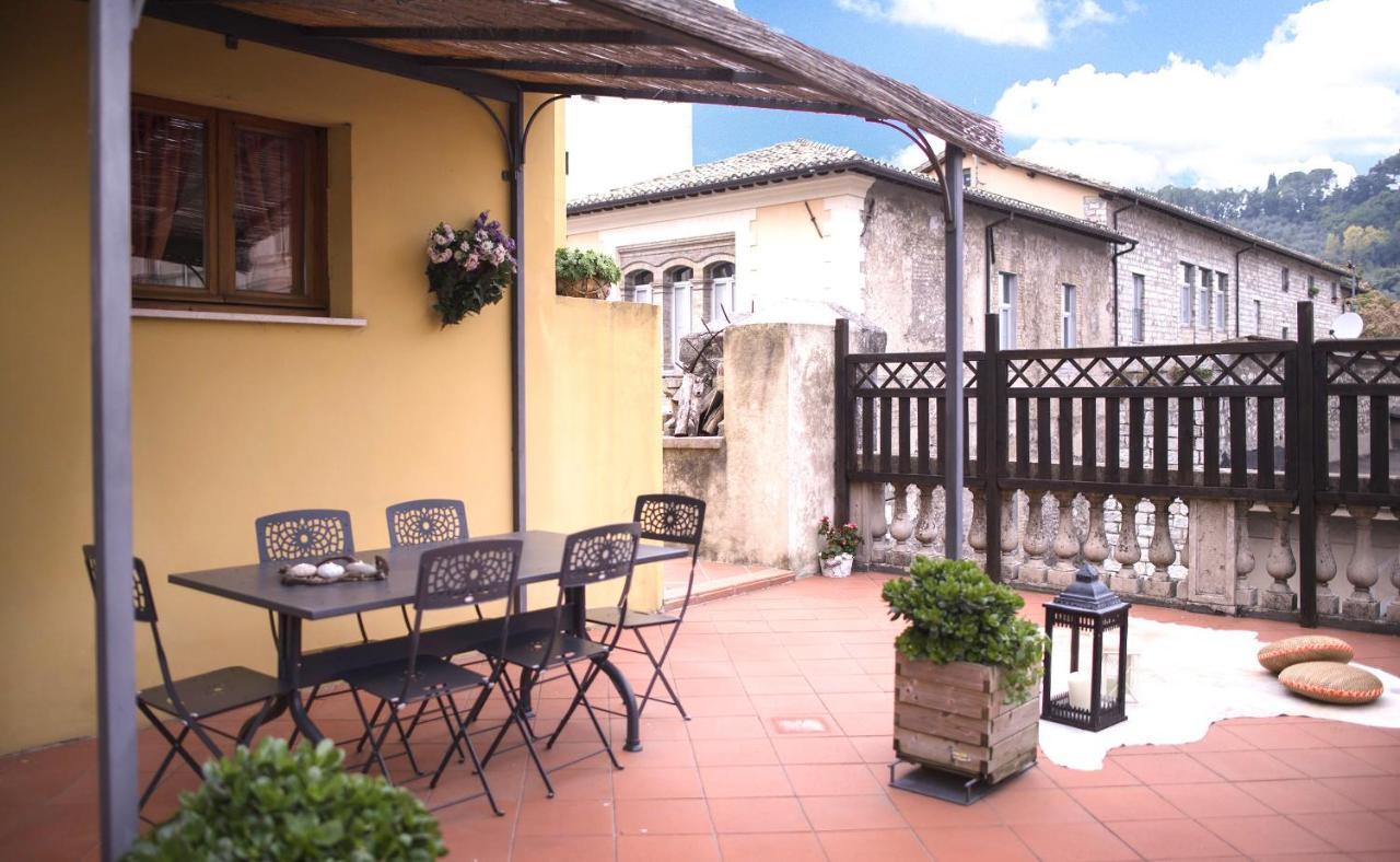 La Terrazza Lägenhet Spoleto Rum bild